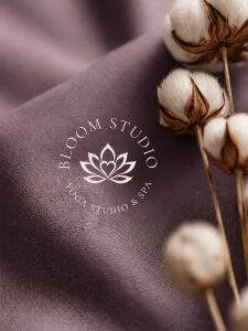 Brand Design Kit für Yoga Ayurveda Wellness und Beauty mit Logo und Sublogos
